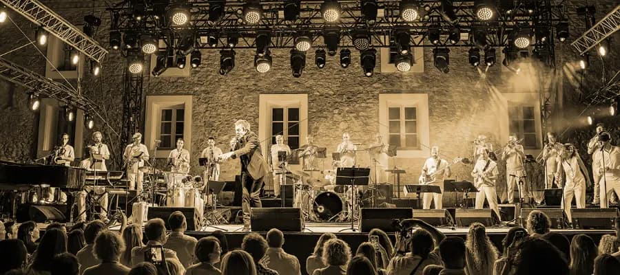 Cali • Robin McKelle • Fabian Ordoñez • Gead Mulheran